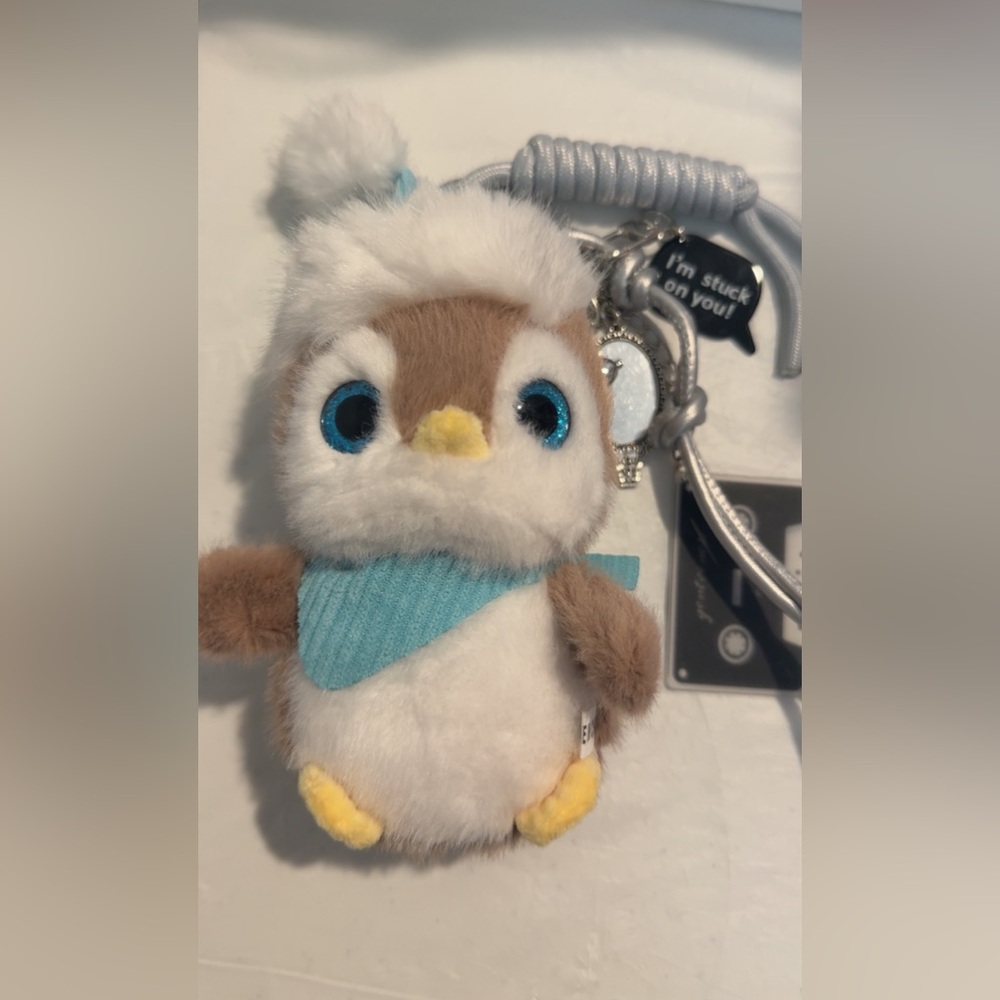 Fun Keychains with Many Amazing Accessories - Picture 7 of 16